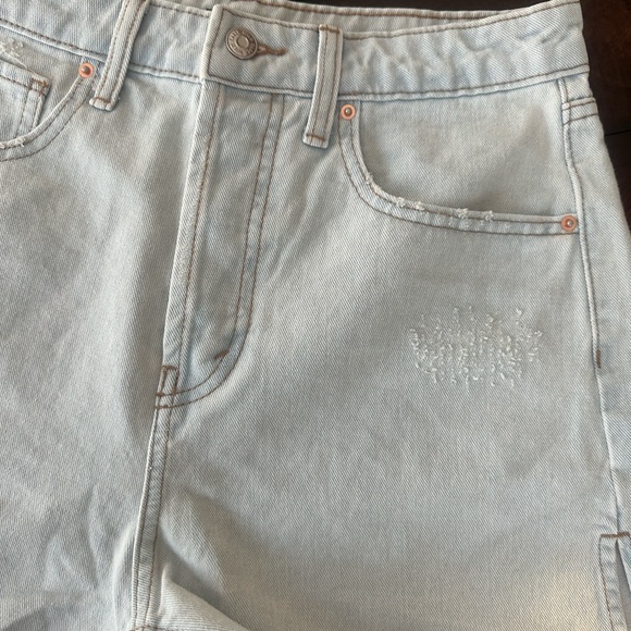 NWT Wild Fable Blue Distressed Jean Shorts - Picture 2 of 4
